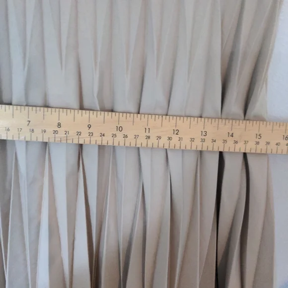 Anne Klein Dress Fit Flare Baby Doll Midi Size 12P Beige Pleated Lined Summer - Picture 8 of 13